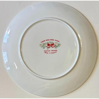 4 Vintage Tudor Rose Bone China Festive Season Salad Plates England Christmas