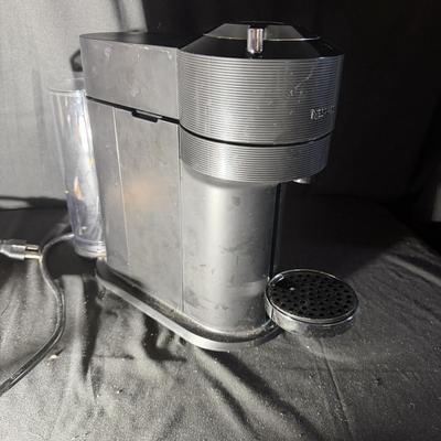 Nespresso Vertuo Next Coffee Machine With Pod Jar (LR-MG)