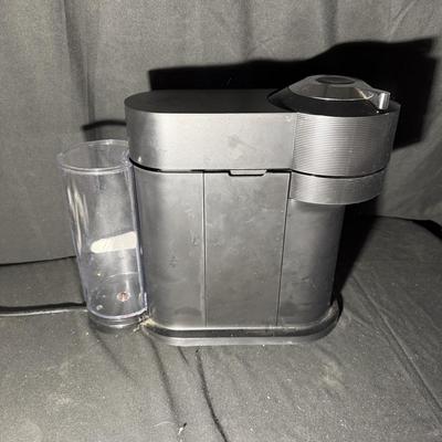 Nespresso Vertuo Next Coffee Machine With Pod Jar (LR-MG)