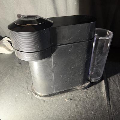 Nespresso Vertuo Next Coffee Machine With Pod Jar (LR-MG)