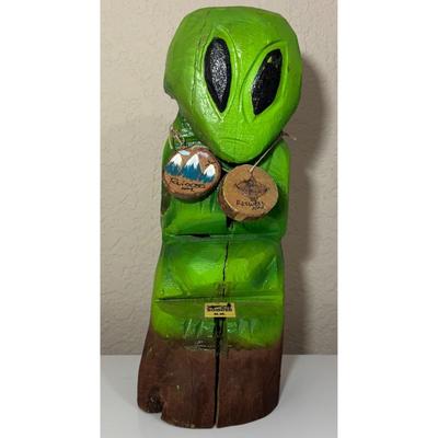 Vintage Hand Made Carved Painted Wood Bears R Us Alien Ruidoso New Mexico UFO