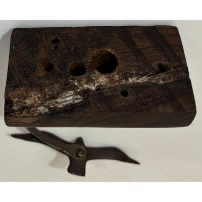 Vintage Wood Hand Carved Bird w/ Wood Base & Metal Perch Carving Brown