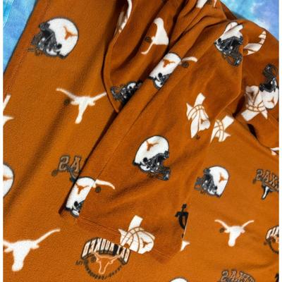 University of Texas Longhorns 100% Polyester Collegiate Snuggie Football NCAA