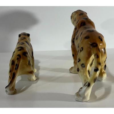 Vintage Pair of Ceramic Leopards 8.75" & 6" Long Japan Hunting Brown Tan Black