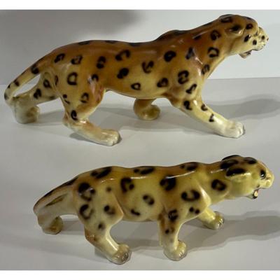 Vintage Pair of Ceramic Leopards 8.75" & 6" Long Japan Hunting Brown Tan Black