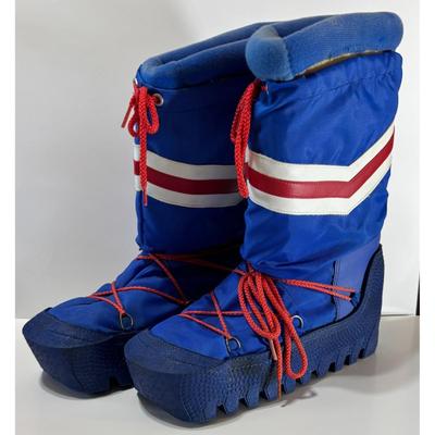 Vintage Red White & Blue Insulated Moon Boots Made in Korea Size 11 - 12