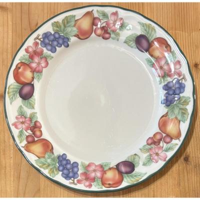 4 Epoch Collection Market Day E801 Dinner Plates Fruit Grapes Pears Floral