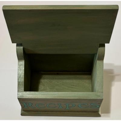 Vintage Wooden Recipe Box Native American Woman Pottery Turquoise Green Wood