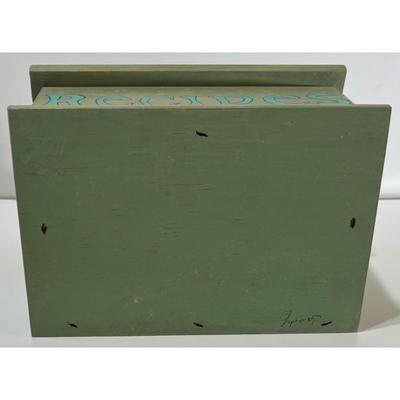 Vintage Wooden Recipe Box Native American Woman Pottery Turquoise Green Wood