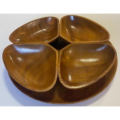 Vintage Mid Century Modern 4 Connecting Wooden Bowls and Round Tray Set MCM