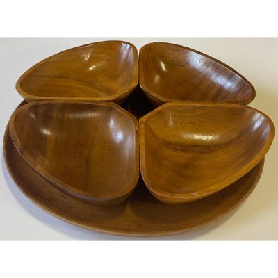 Vintage Mid Century Modern 4 Connecting Wooden Bowls and Round Tray Set MCM