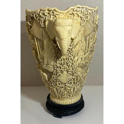 Vintage Chinese White Lacquer w/ Black Base Vase Asian Scenes Elephant Handles
