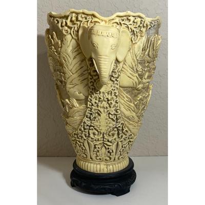 Vintage Chinese White Lacquer w/ Black Base Vase Asian Scenes Elephant Handles