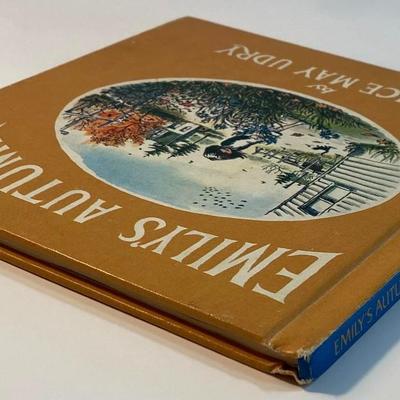 Vintage Emily's Autumn By Janice May Udry 1976 hardcover