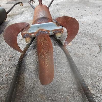 Two Metal Dog Yard Art Sculptures (G-JS)