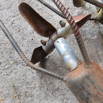 Two Metal Dog Yard Art Sculptures (G-JS)