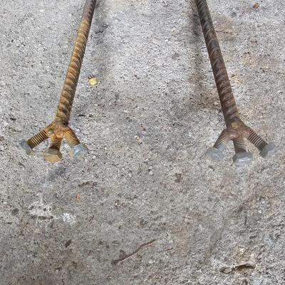 Two Metal Dog Yard Art Sculptures (G-JS)