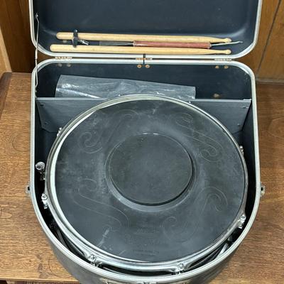 Ludwig Acrolite Snare Drum, Case, & More (BS2-SF)