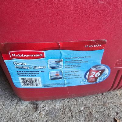 Coleman, Rubbermaid & Other Camping Gear (G-JS)