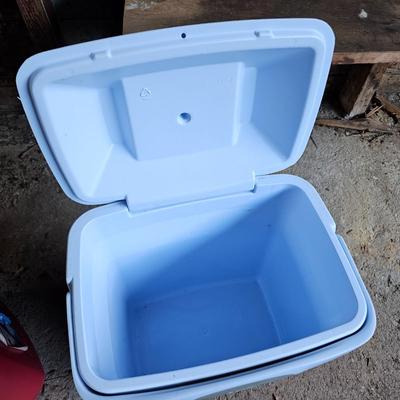 Coleman, Rubbermaid & Other Camping Gear (G-JS)