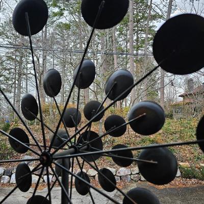 Wind Spinner Yard Art (G-JS)