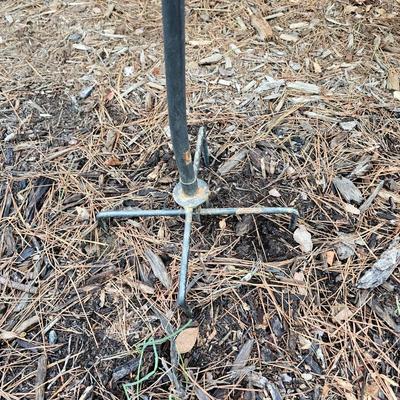 Wind Spinner Yard Art (G-JS)