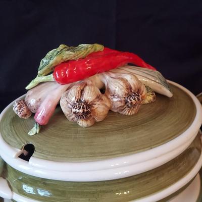 Arnart/Capodimonte Garden Harvest Soup Tureen w/ Lemon Lime Canisters (P-BBL)