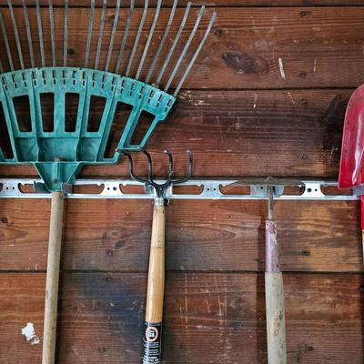 Long Handle Yard Tools & Toro Blower (G-JS)