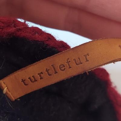 Cashmere, Wool, Leather: Hats & Gloves (E-BBL)