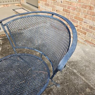 Open Mesh Wrought Iron Table, Four Chairs & Umbrella Stand (BP-JS)