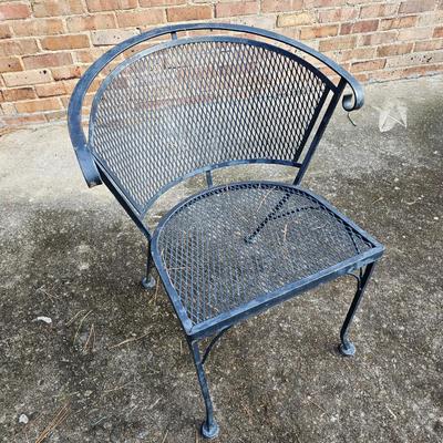 Open Mesh Wrought Iron Table, Four Chairs & Umbrella Stand (BP-JS)