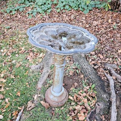 Metal Scallop Top Birdbath (BP-JS)