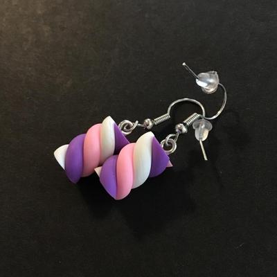 Lot of cute dangle earrings