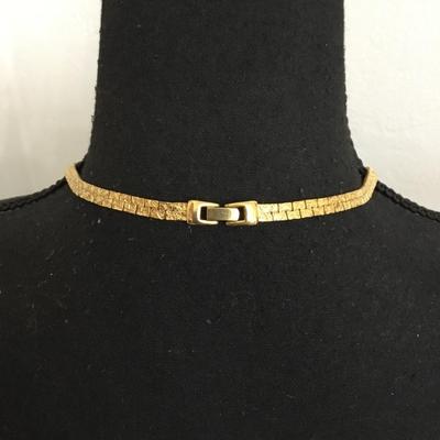 Beautiful vintage, gold tone chain, crystal rhinestone statement, necklace