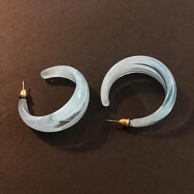 Pretty lot of gold tone and blue acrylic fashion earrings