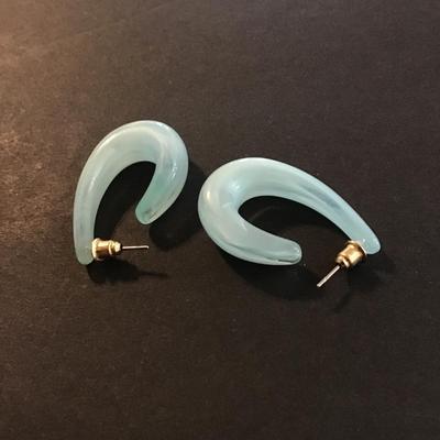 Pretty lot of gold tone and blue acrylic fashion earrings