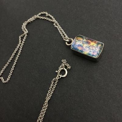 Beautiful chunky 925 sterling silver marked Beautiful glass pendant and silver 925 chain necklace