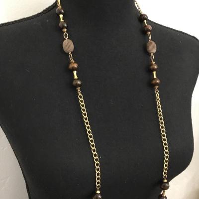 Pretty vintage, gold tone, faux, tigers, eye bead, long statement, necklace
