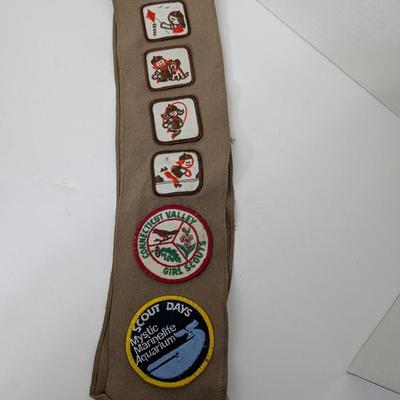 Vintage Girl Scouts USA Connecticut Valley Sash with Badges 1980s Troop 821