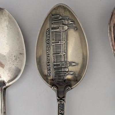 Lot of 4 Vintage Souvenir Spoons Windmill Dutch Varied Industries 1893 Abstract and Painted Bone Handle