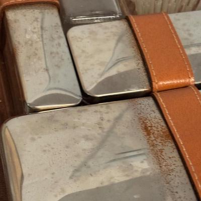 Vintage Men’s Vanity Lot 387