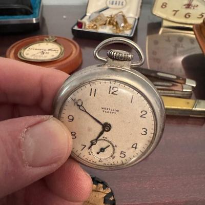 Vintage Men’s Vanity Lot 387