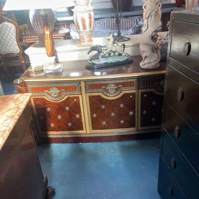 Sale Photo Thumbnail #67