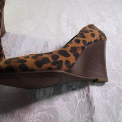 Sale Photo Thumbnail #341: red shoes are Life Stride size 8 WW, leopard print boots are Soda size 8, Pink shoes are Sketchers size 8-1/2, Leopard print heels are Jessica Simpson size 8 M