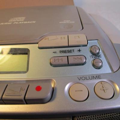 Sale Photo Thumbnail #453: Model CFD-S01, Has headphone jack, Takes 6 C batteries not included, Tested and it works, has AC cord, See pictures