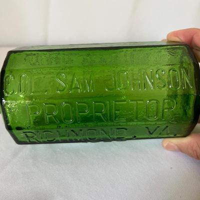 Grove Park Inn & More Antique Glass Medicine Bottles (B1-RG)