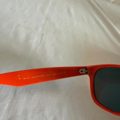 Ray Ban Wayfarer Sunglasses & More (LR-MG)