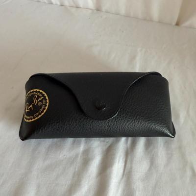 Ray Ban Wayfarer Sunglasses & More (LR-MG)