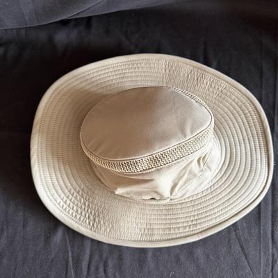 Tilley Hat, LL Bean, Eddie Bauer, Columbia & Mountain Khaki Pants-Size 30 (LR-MG)