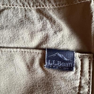 Tilley Hat, LL Bean, Eddie Bauer, Columbia & Mountain Khaki Pants-Size 30 (LR-MG)